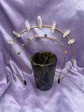 Load image into Gallery viewer, Quartz Crystal Crown